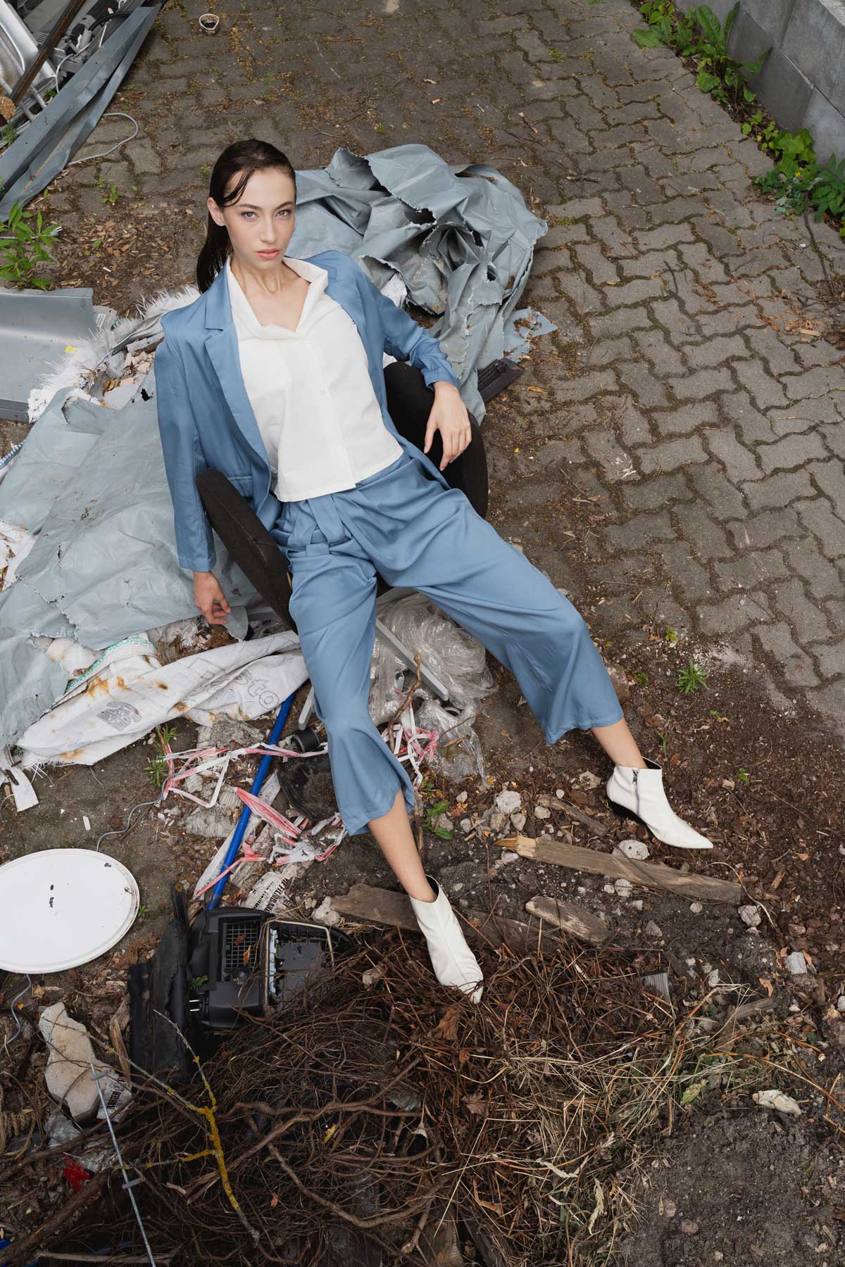 Fashion-Editorial-Building-The-Future