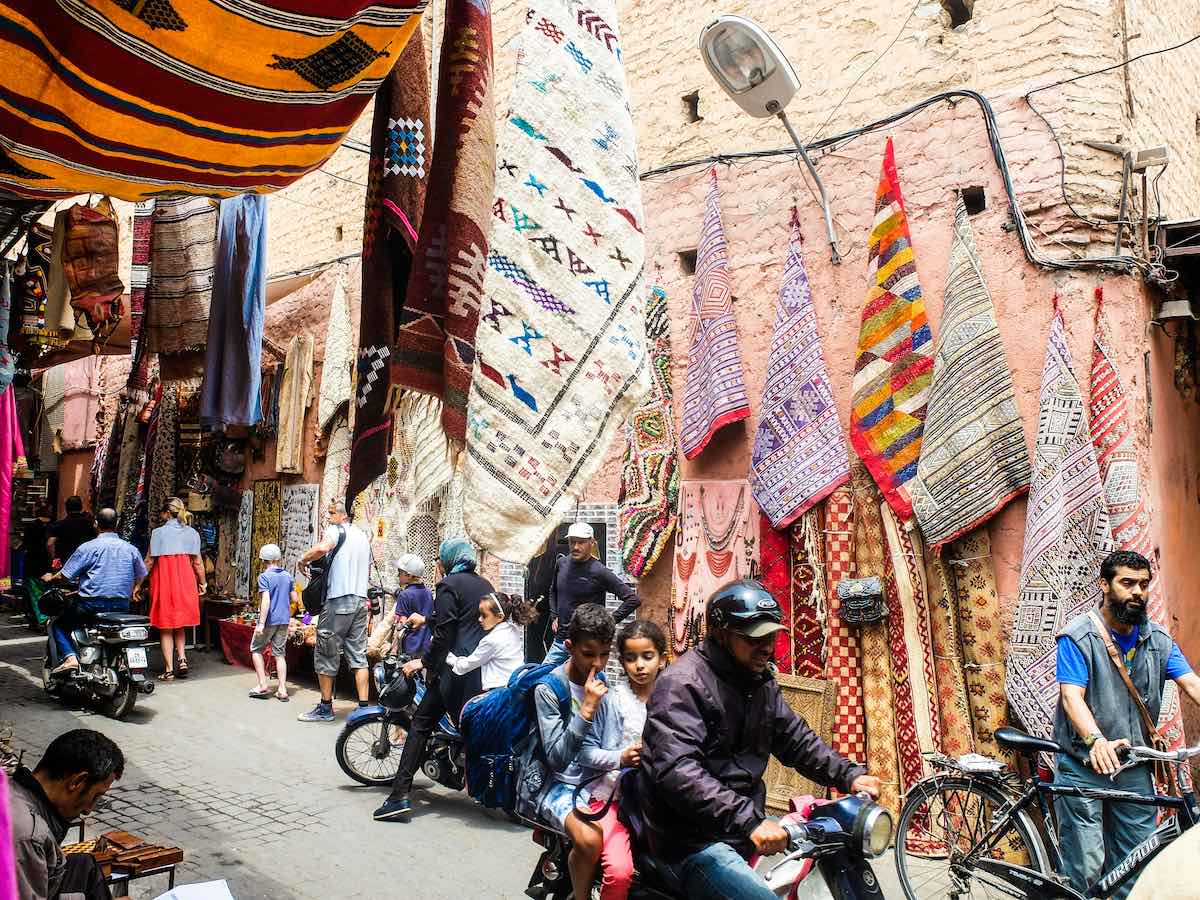 clothing market