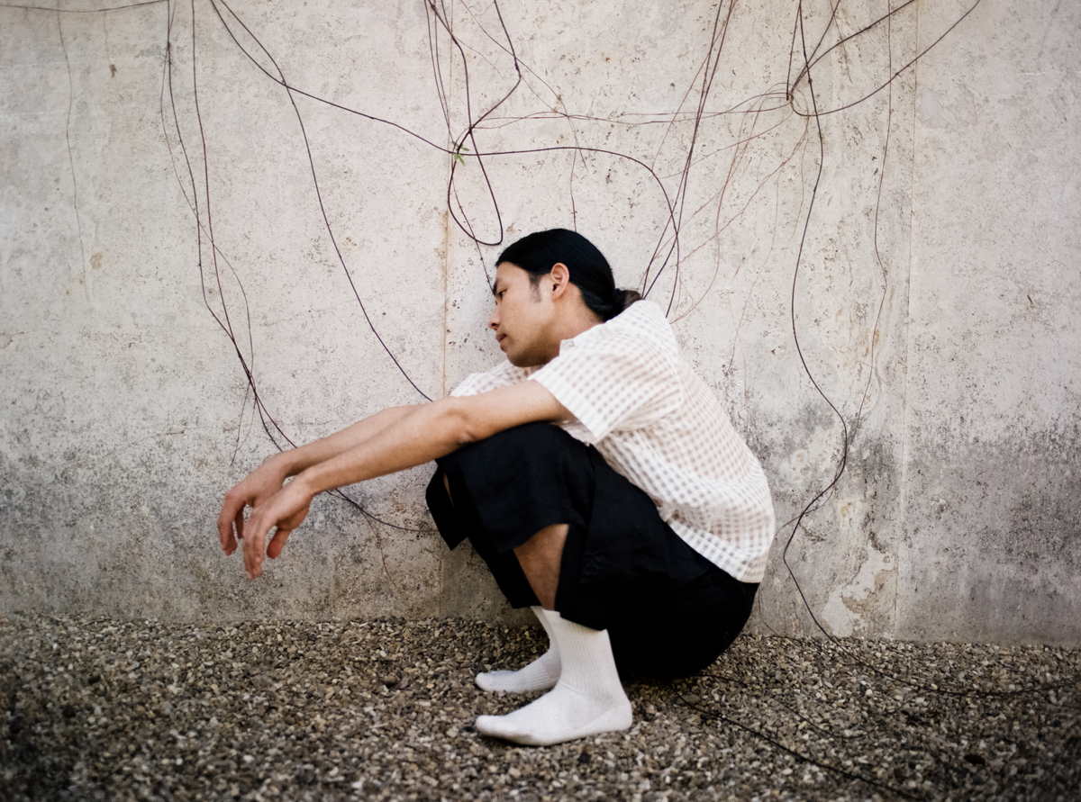 Fashion-Editorial-In-Praise-Of-Impermanence
