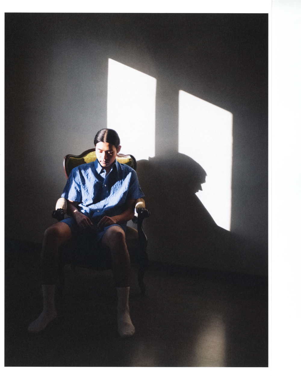 Fashion-Editorial-In-Praise-Of-Impermanence