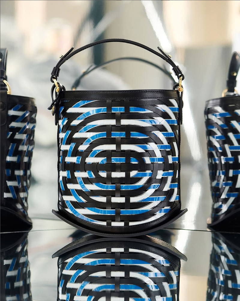 Project Delvaux Eink. Courtesy Audrey B. Studio. © Louis de Roffignac